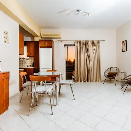 Апартаменти Chania Grand Nature